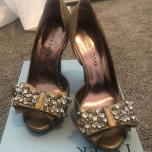 Jeffrey Tyler rhinestone bow heels